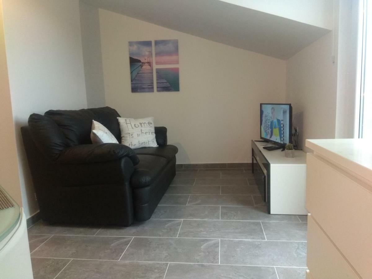 Lorber House Stinjan Apartment Пула Екстериор снимка