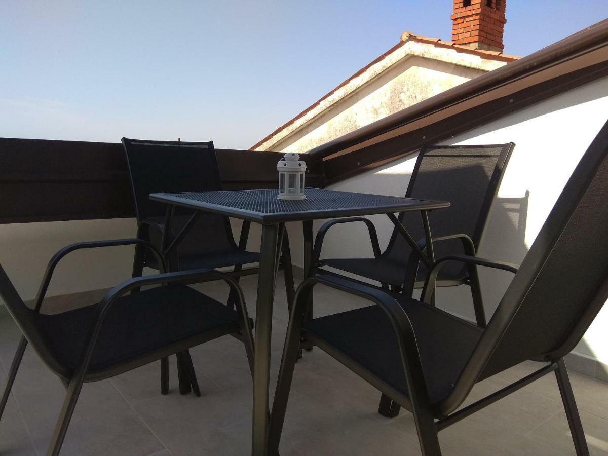 Lorber House Stinjan Apartment Пула Екстериор снимка